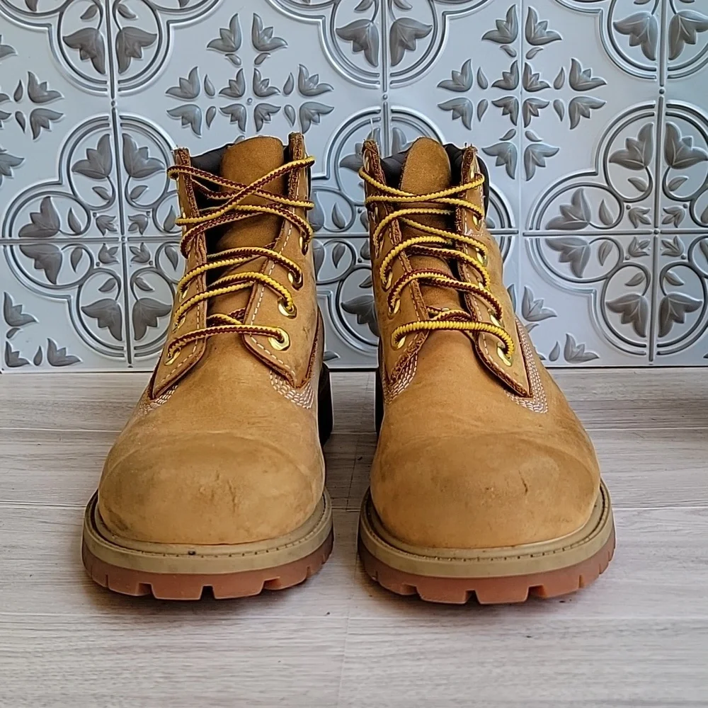 Timberland Youth Premium 6 in. Primaloft Waterproof Nubuck Boot Wheat Sz 2.5